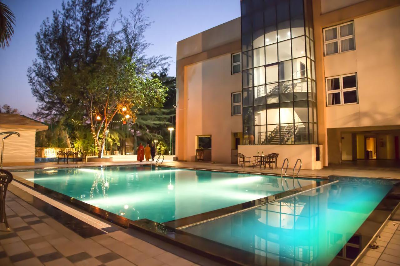 7 Apple Resort Lonavala Exteriér fotografie